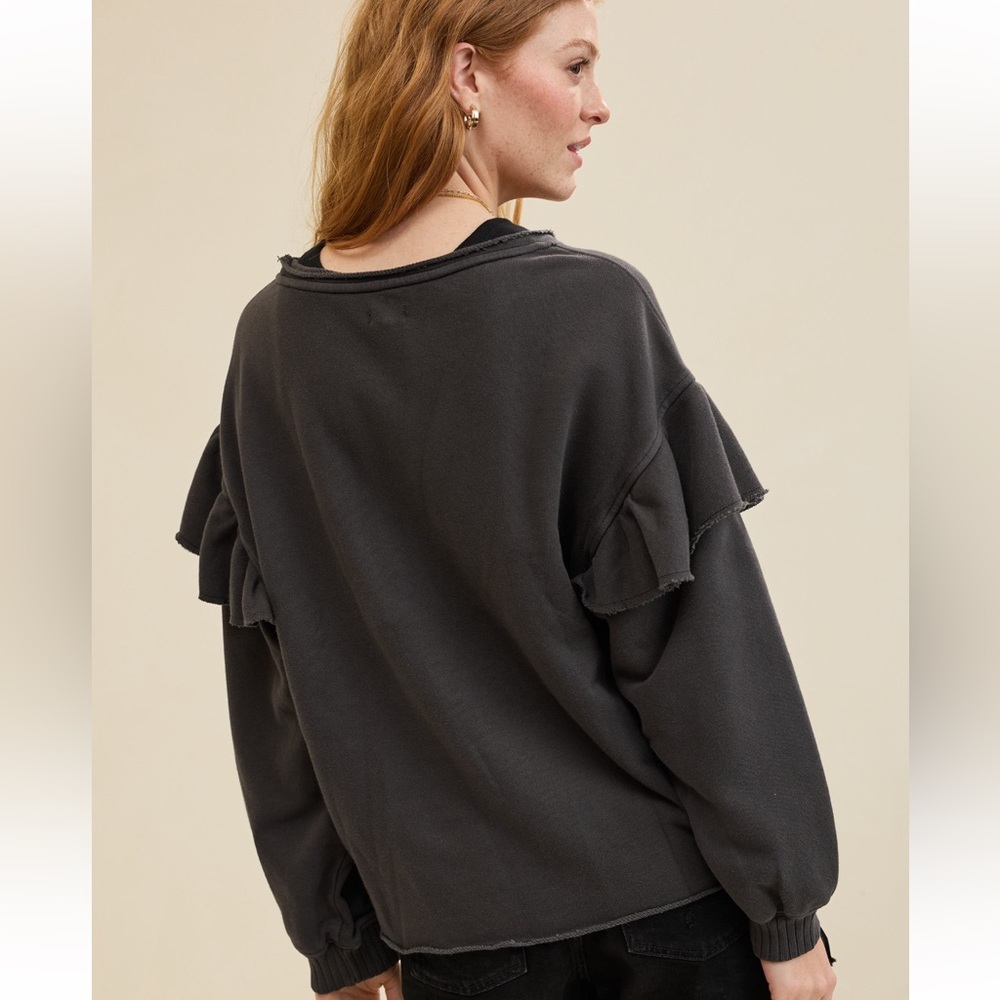 EUC Aerie Ruffle Sleeve 100% Cotton Sweatshirt | Women’s Small OVERSIZED 23” PTP - Picture 15 of 16